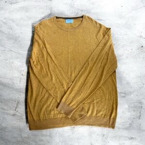 Old Navy Men's Golden Crewneck Sweater